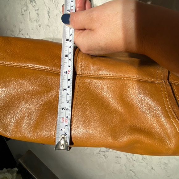 Vintage Tan coach purse - Picture 15 of 15